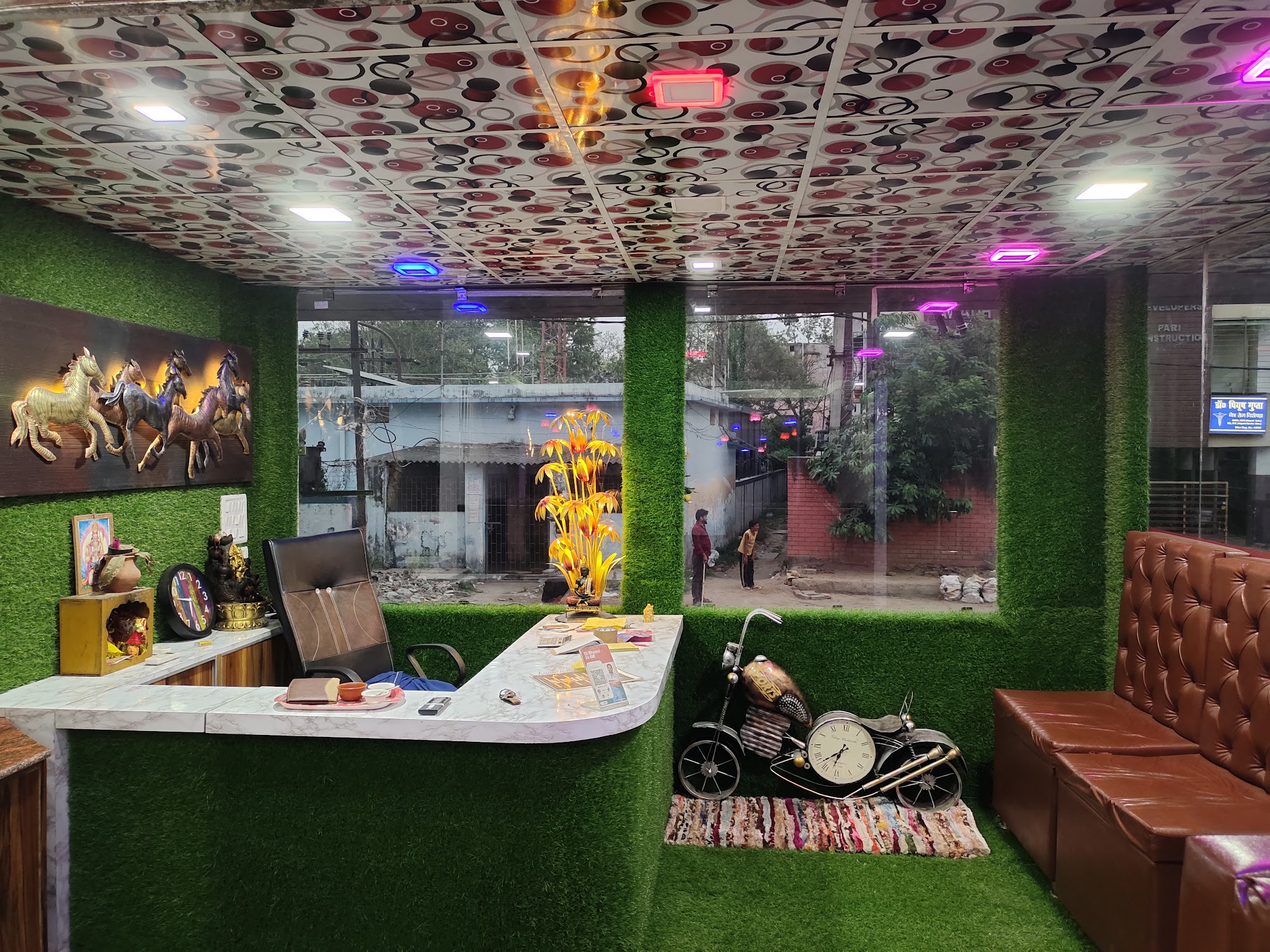 Haveli Reception Counter Green Grass Wall Decoration